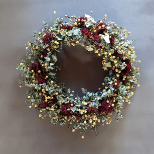 Eucalyptus, red and gold wreath_edited.jpg