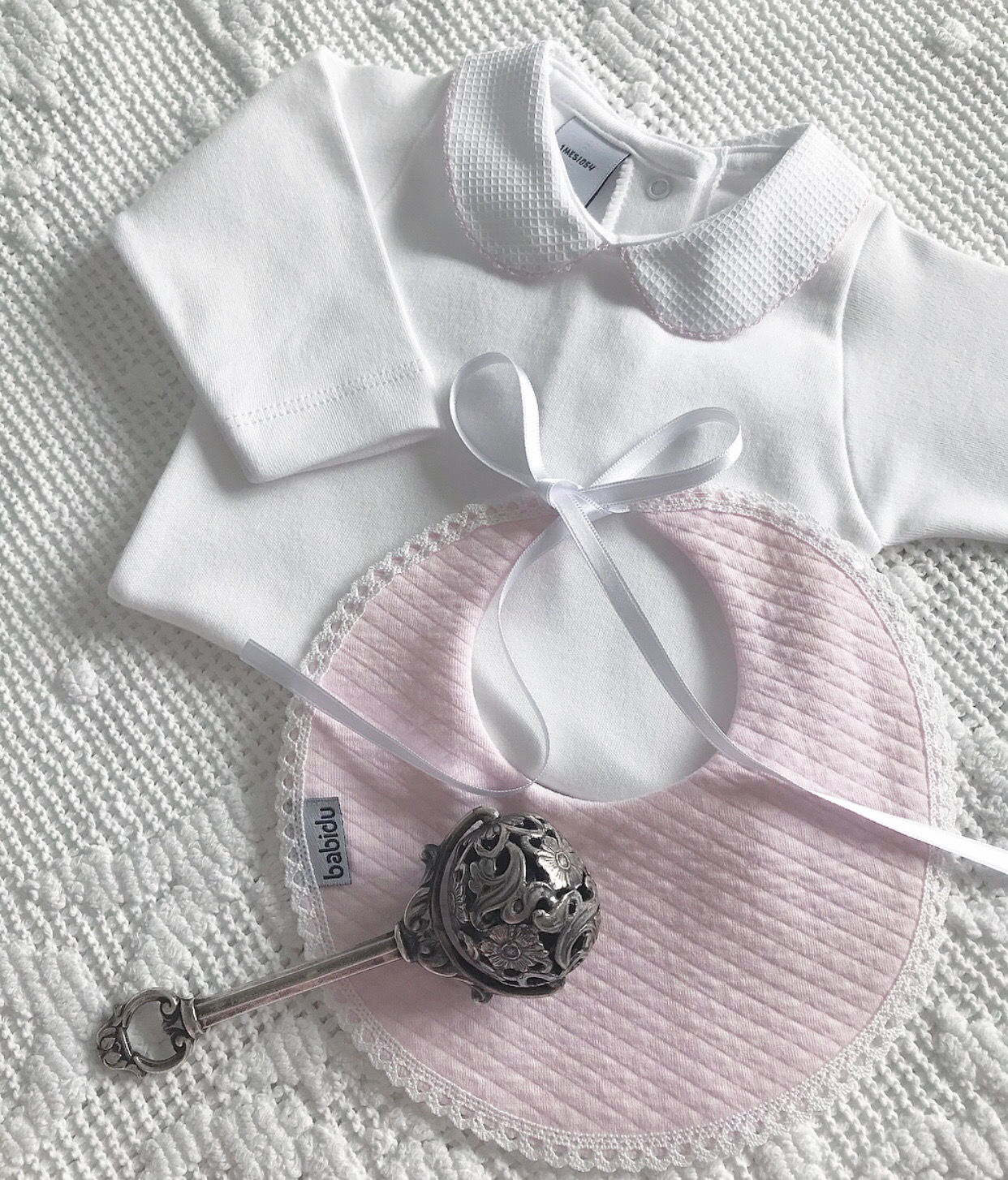 Bella Cotone Peter Pan collar vest ~ with pink embroidery  