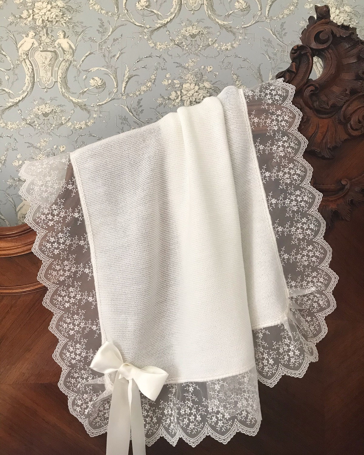 Bella Lusso ~ in chic cream 