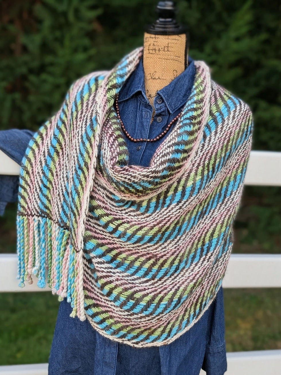 Thumbnail: Handcrafted Shawl "Cozy Magic"