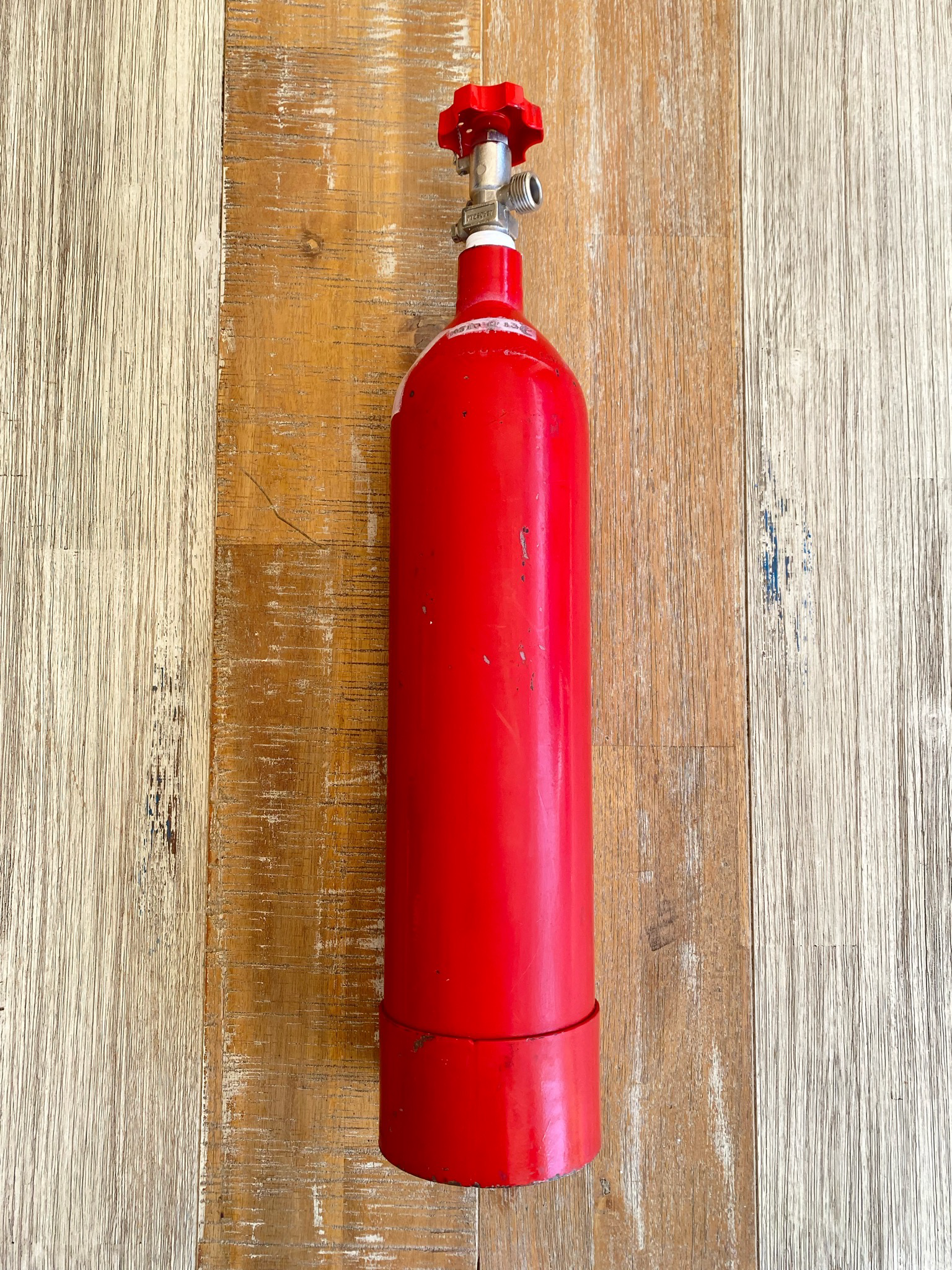 Co2 Bottle With Turn Valve - 2kg