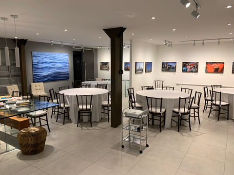 produção de evento com mesas e cadeiras na CASA TRI