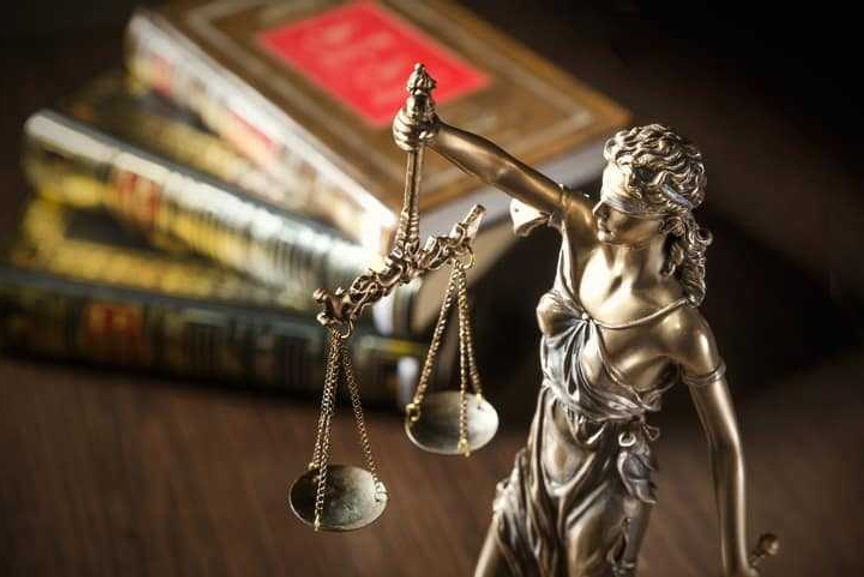 Themis-Fila-de-Banco.jpg