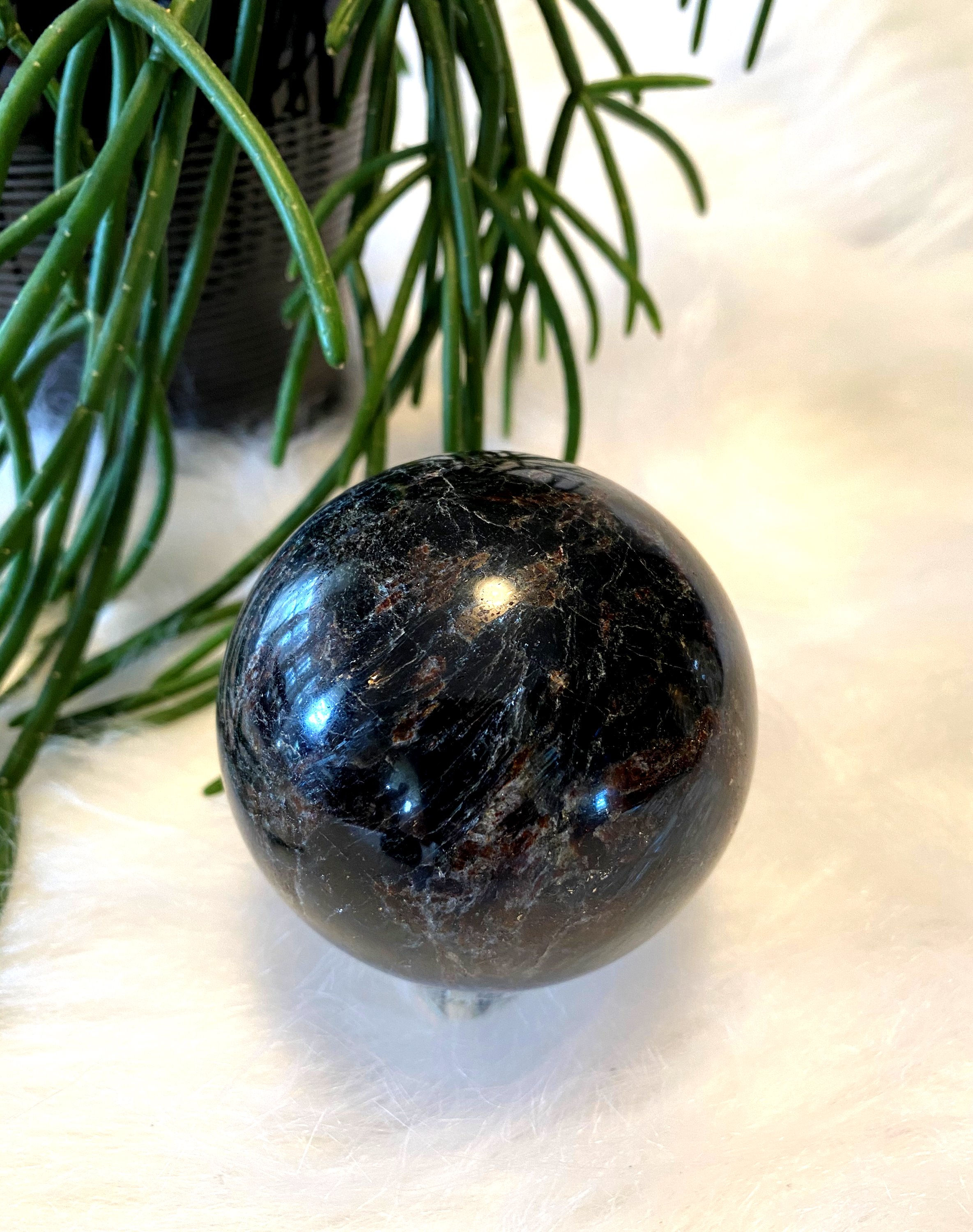 Arfvedsonite/Astrophyillite/Eudialyte