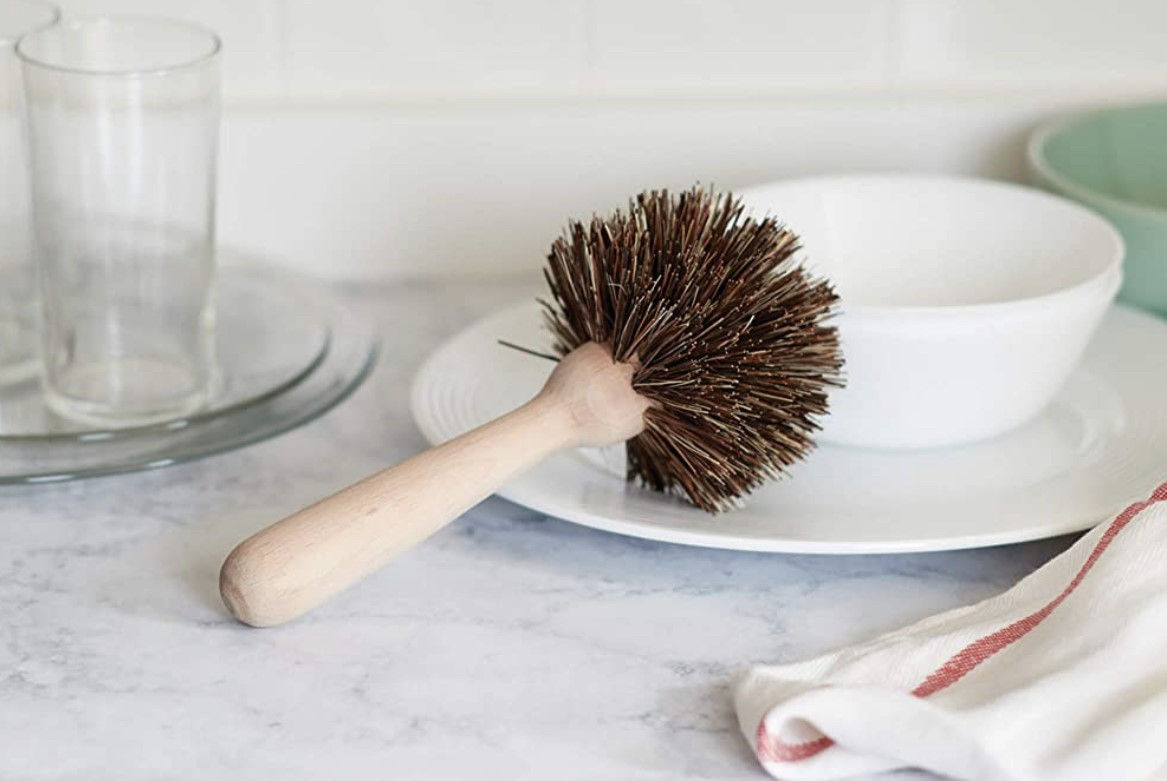 Natural Tampico Fiber Kitchen Brush