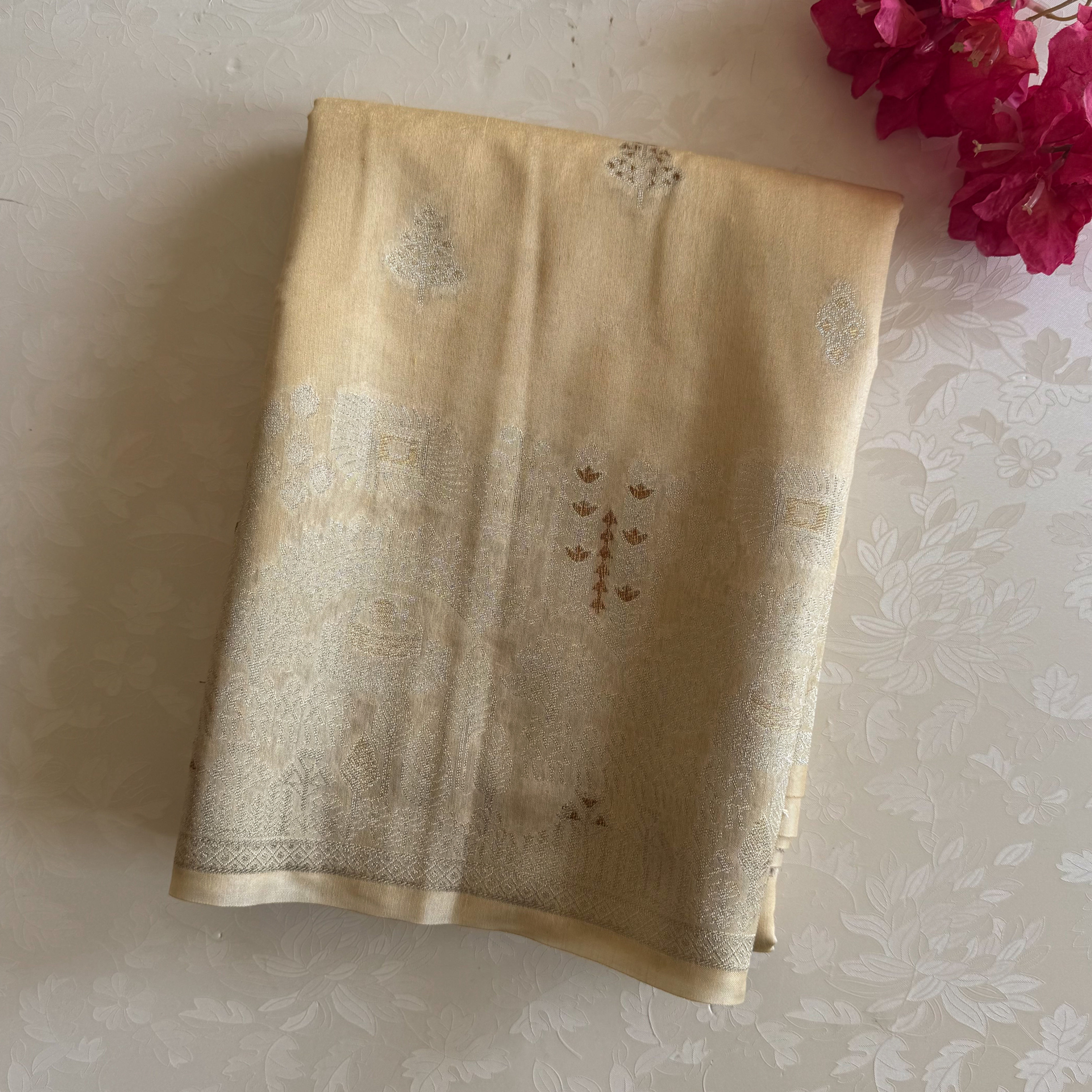 Magnificent cream with antique silver zari jute tussar with designer weave