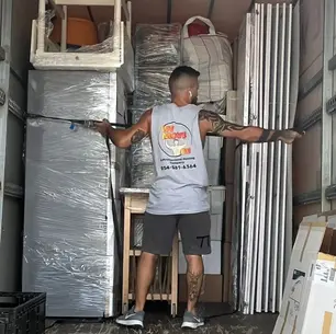 צוות סבלים מקצועי