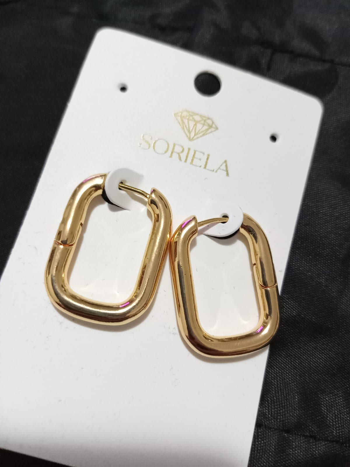 Brinco banhado a ouro