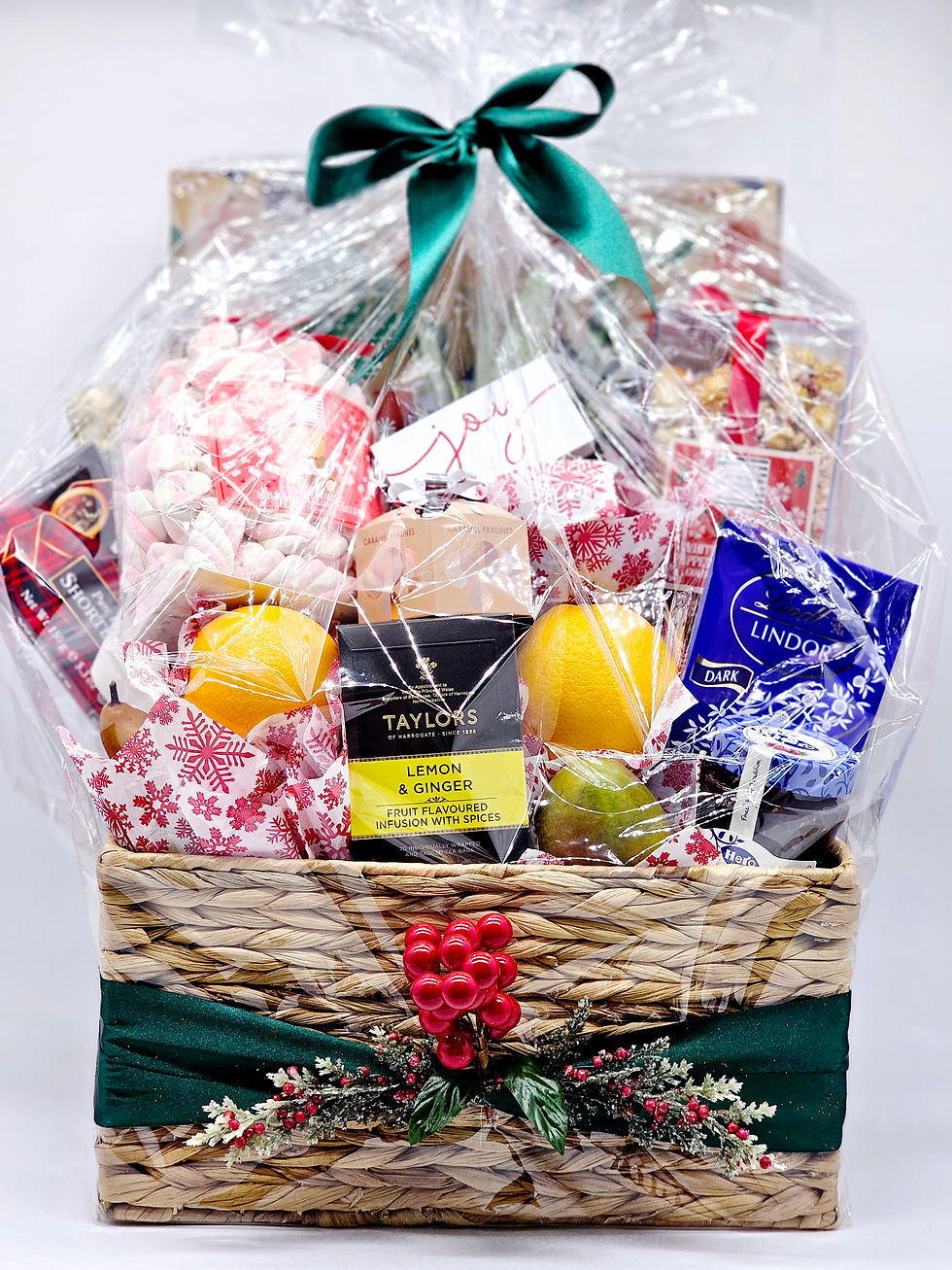 Thumbnail: "Hampers" "Gift baskets" "Gourmet gift basket" "Luxe" "Gifts near me" "BoxFox" "Giftbox" "Gift Box" "Flowers"