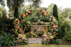 Ceremony moongate at Bingham Riverhouse