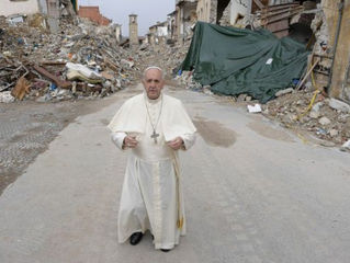 Papa Francisco doa 50 mil euros para vítimas de terremoto em Lesbos, Grécia