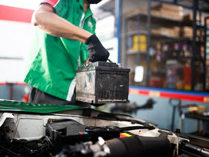 How Battery Recycling Helps Keep Melbourne Clean and Safe