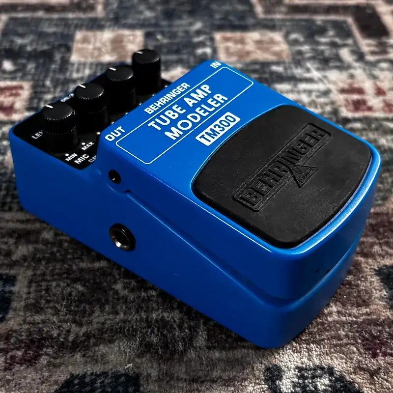 Thumbnail: Behringer Tube Amp Moduler TM300 Guitar Effect Pedal! R