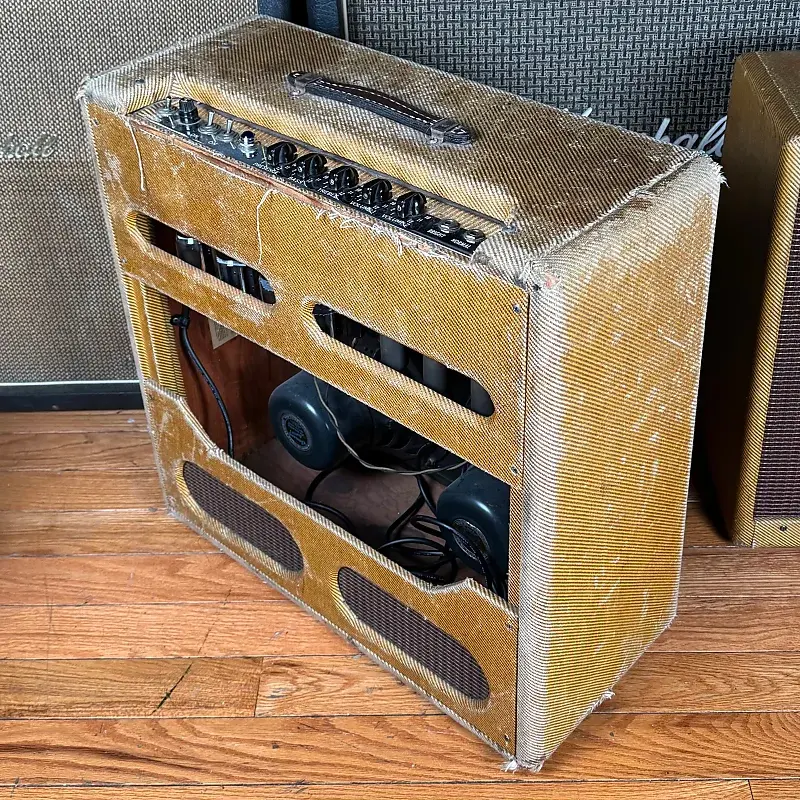 Thumbnail: 1956 Fender Bassman 5E6 Vintage Tweed Narrow Panel Pre CBS 4x10 Tube Combo Ampli