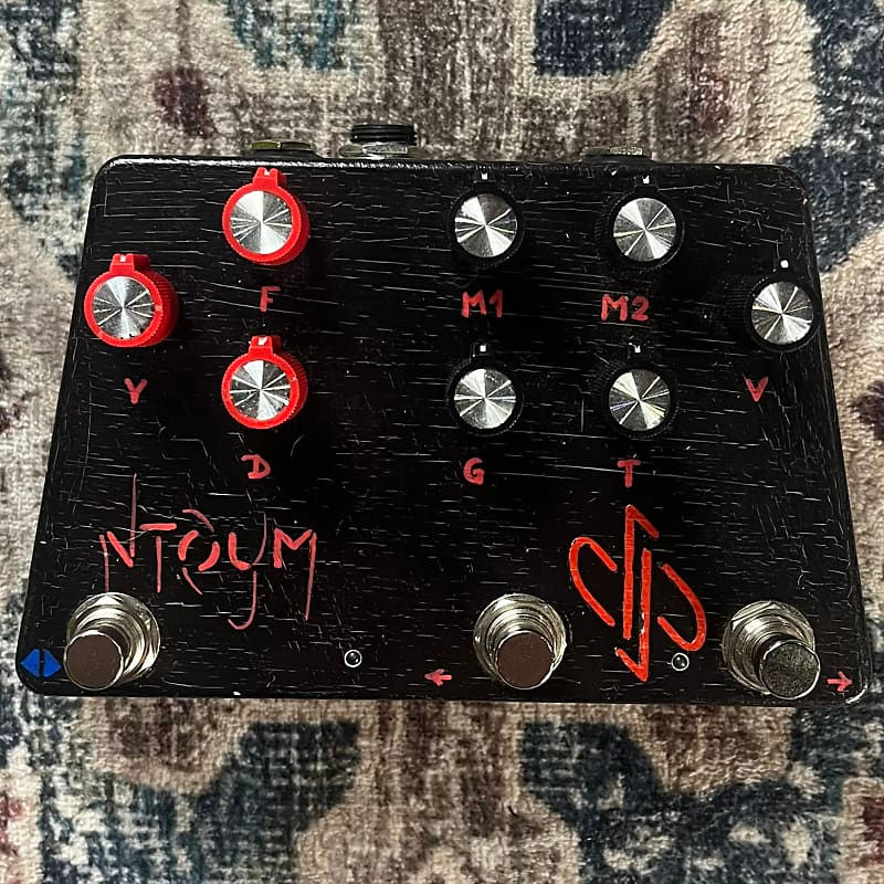 DP Effects DPFX Doom Distortion Guitar Effects Pedal! R146