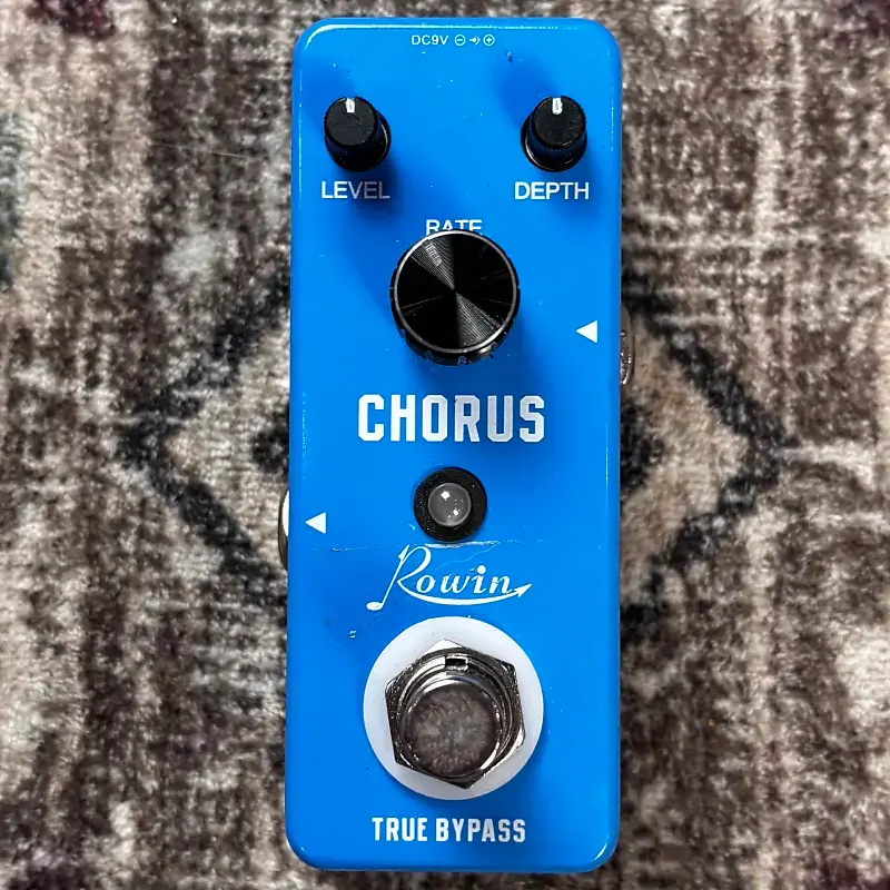 Rowin Chorus True Bypass Guitar Effects Pedal! R