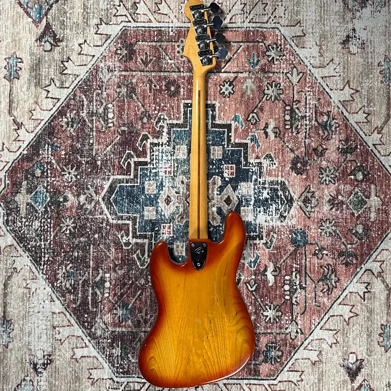 Thumbnail: 1981 Fender Jazz Bass Vintage Sienna Sunburst Bass Guitar!