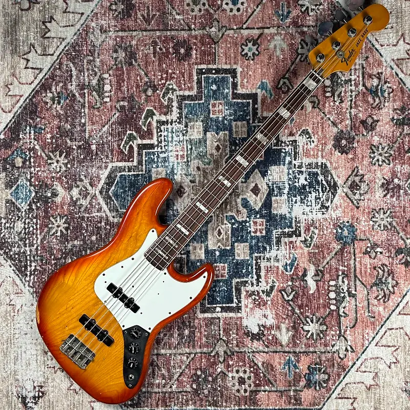 Thumbnail: 1981 Fender Jazz Bass Vintage Sienna Sunburst Bass Guitar!