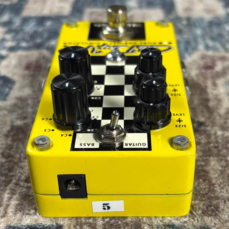 Thumbnail: DigiTech CabDryVR Dual Cabinet Simulator Guitar Effect Pedal! R