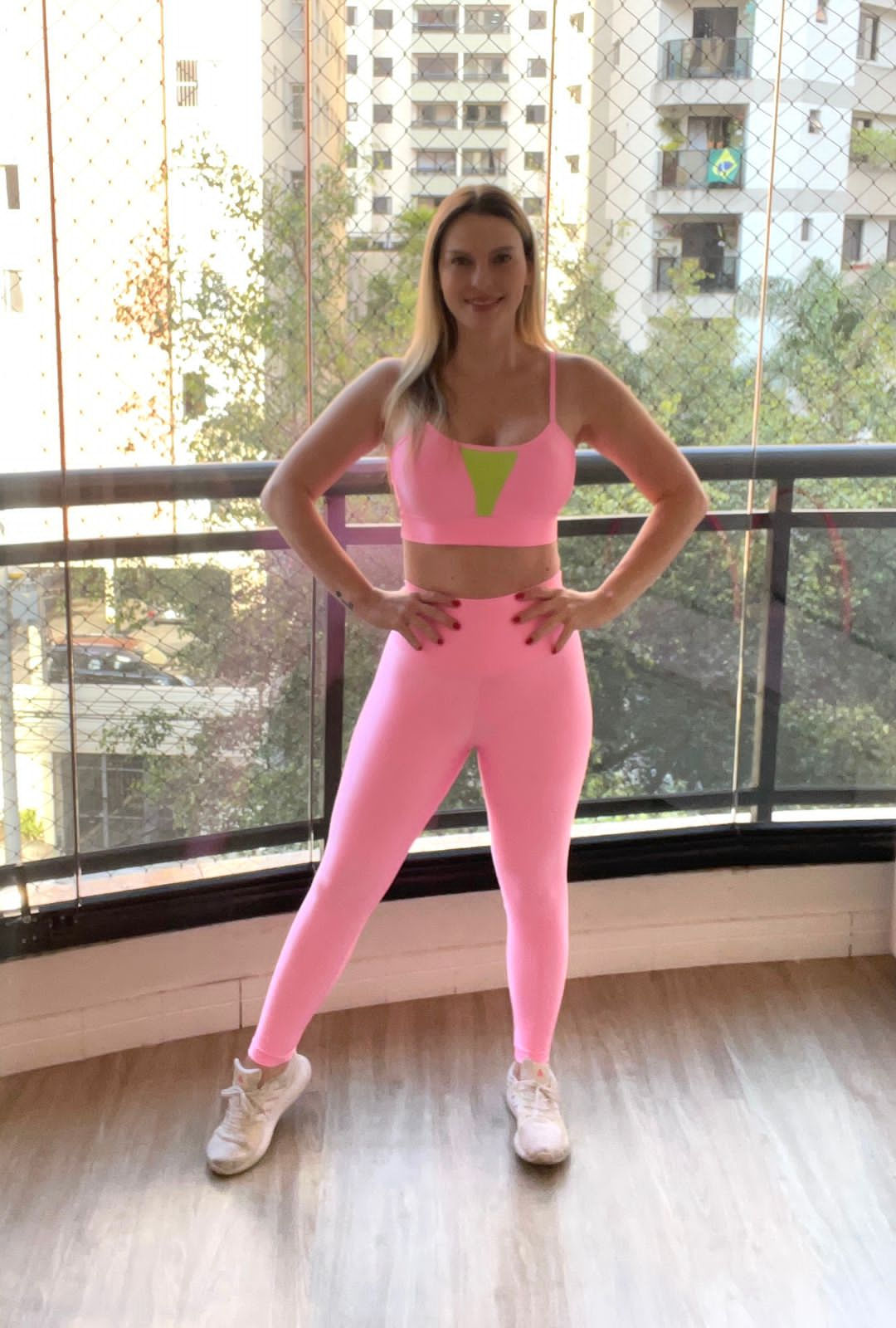 Conjunto Rosa Chiclete