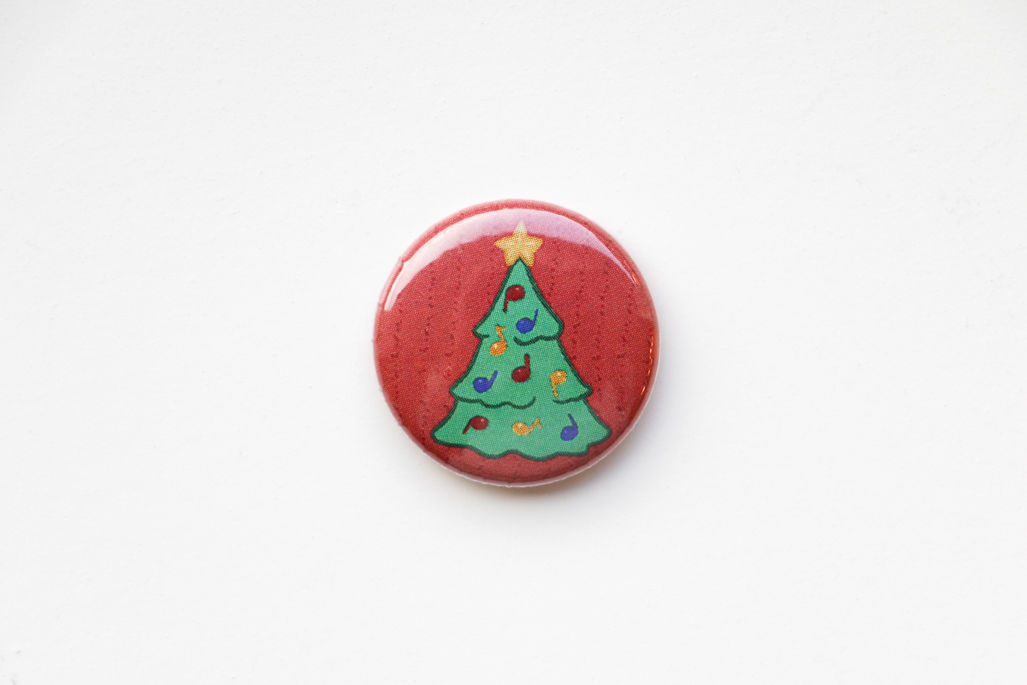 Musical Christmas Tree Button