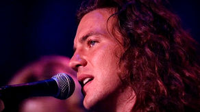 Pearl Jam - Black - MTV Unplugged