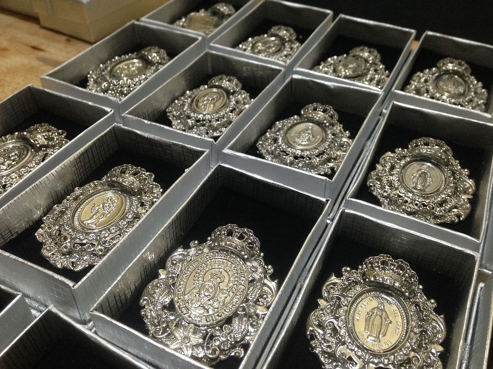 Thumbnail: Ready-Made Devotional Medallion