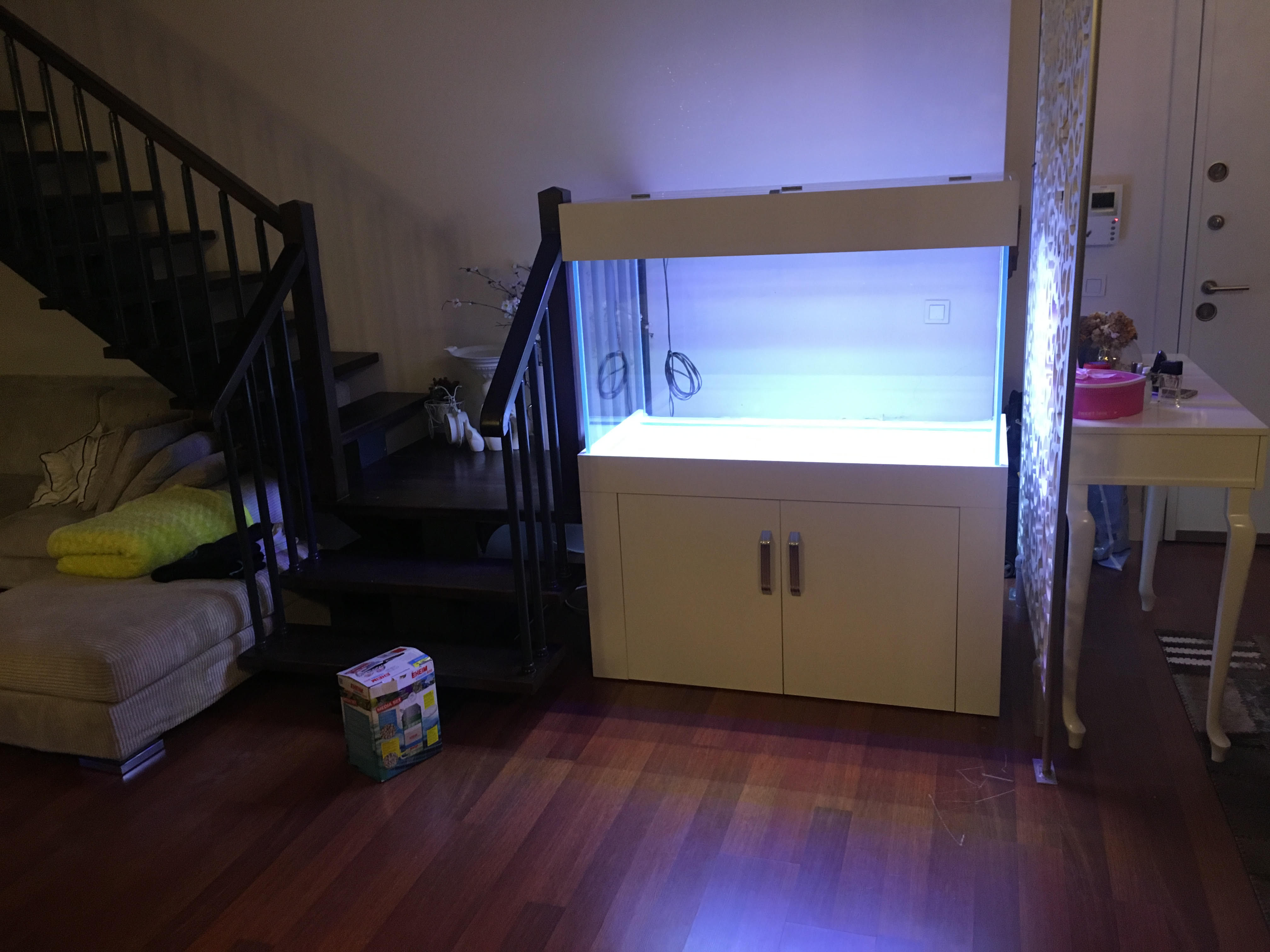 Mobilyalı Akvaryumlar 130cm Utra Clear Cam