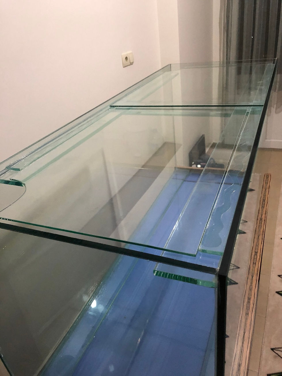 Küçük resim: Mobilyalı Akvaryum   