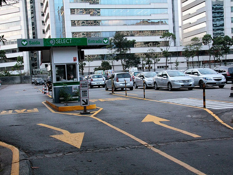 Contrate um estacionamento regulamentado