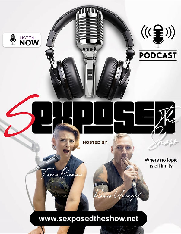 White Maksimalis Podcast Talkshow Persegi (1 (1).jpg