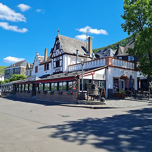 Restaurant Alter Moselbahnhof an der Mosel mit stilvoller Einrichtung und frischen regionalen Spezialitäten – perfekt für Genuss und Wohlfühlmomente