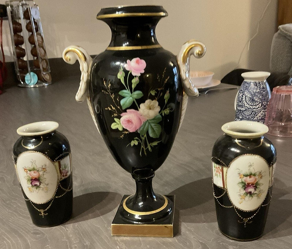 Thumbnail: Kinjo Nippon Pair Of Mini Vases featuring flowers, in excellent condition
