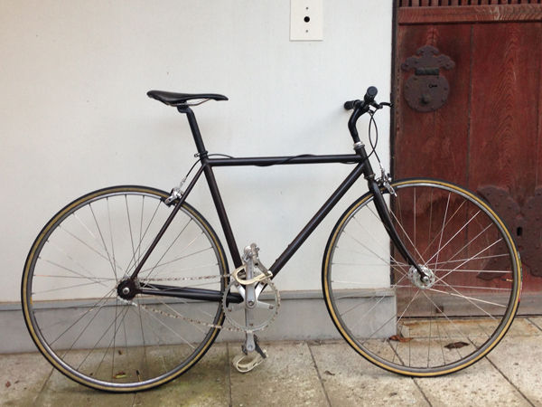 マグネタイト（黒錆）フレーム