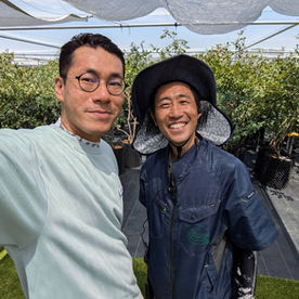 卒業生のブルベリー農園