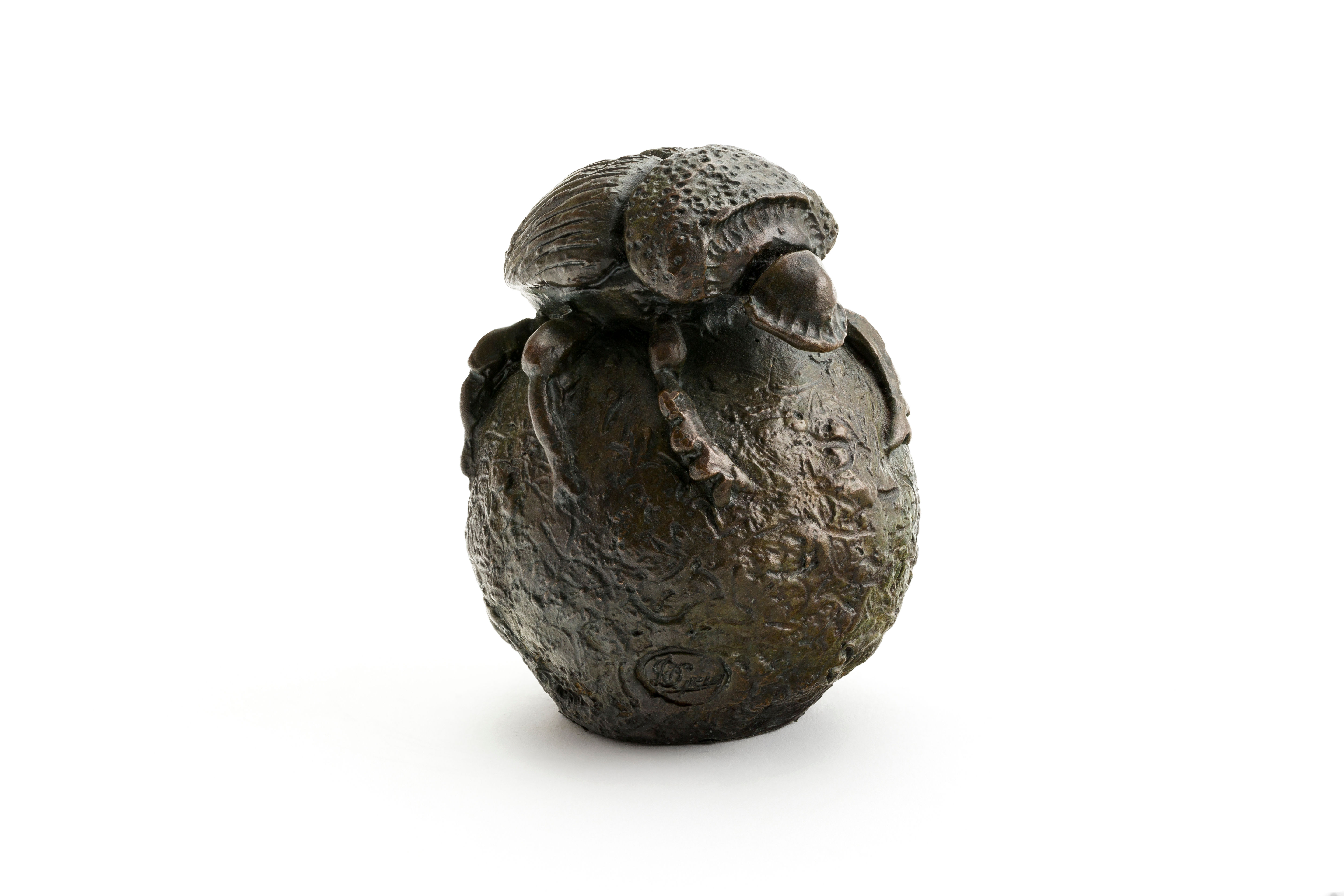 Bronze Sculpture Dung Beetle Balancing DUN012