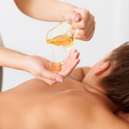 Massagem Abhyanga: O Toque Ayurvédico para Reequilibrar Corpo e Mente
