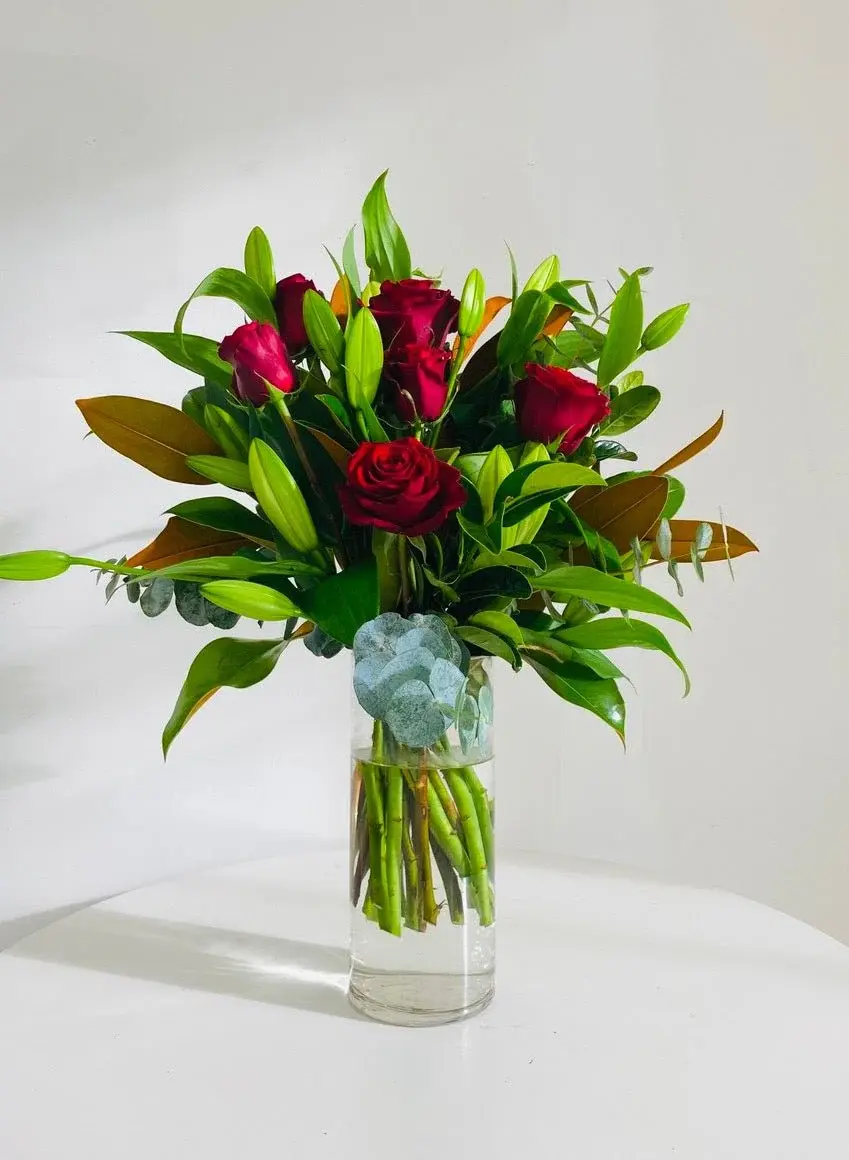 Traditional Red Roses.
