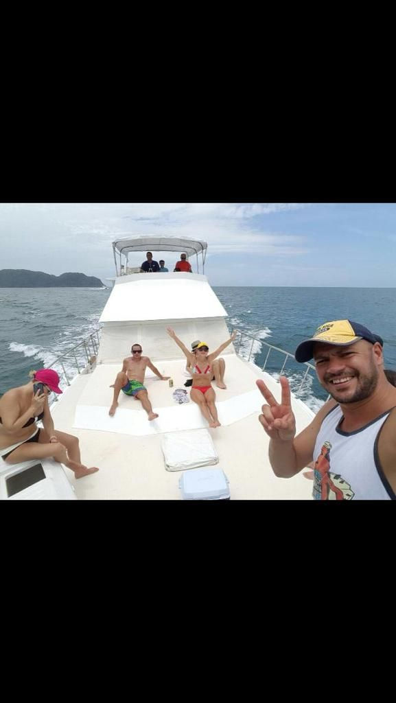 Party Boat 2
