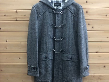 バーバリーのダッフルコートを南陽市のお客様から買取致しました。
