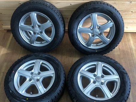 ダンロップ・スタッドレスタイヤを米沢市のお客様から買取致しました。