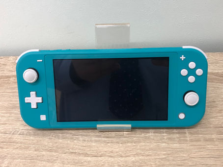 NINTENDO・スイッチライトを南陽市のお客様から買取致しました。