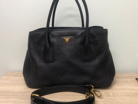 PRADA・プラダ・トートバッグを南陽市のお客様から買取致しました。
