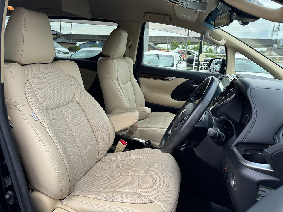 Thumbnail: Toyota Vellfire X 8 seaters　A8175