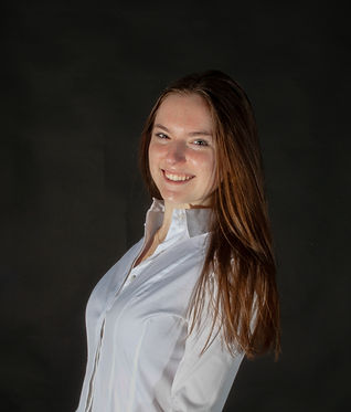 Caleigh_Portrait_16-3.jpg