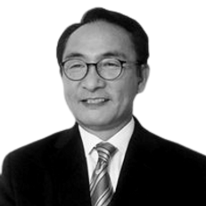 Dong Soo Kim_edited.png