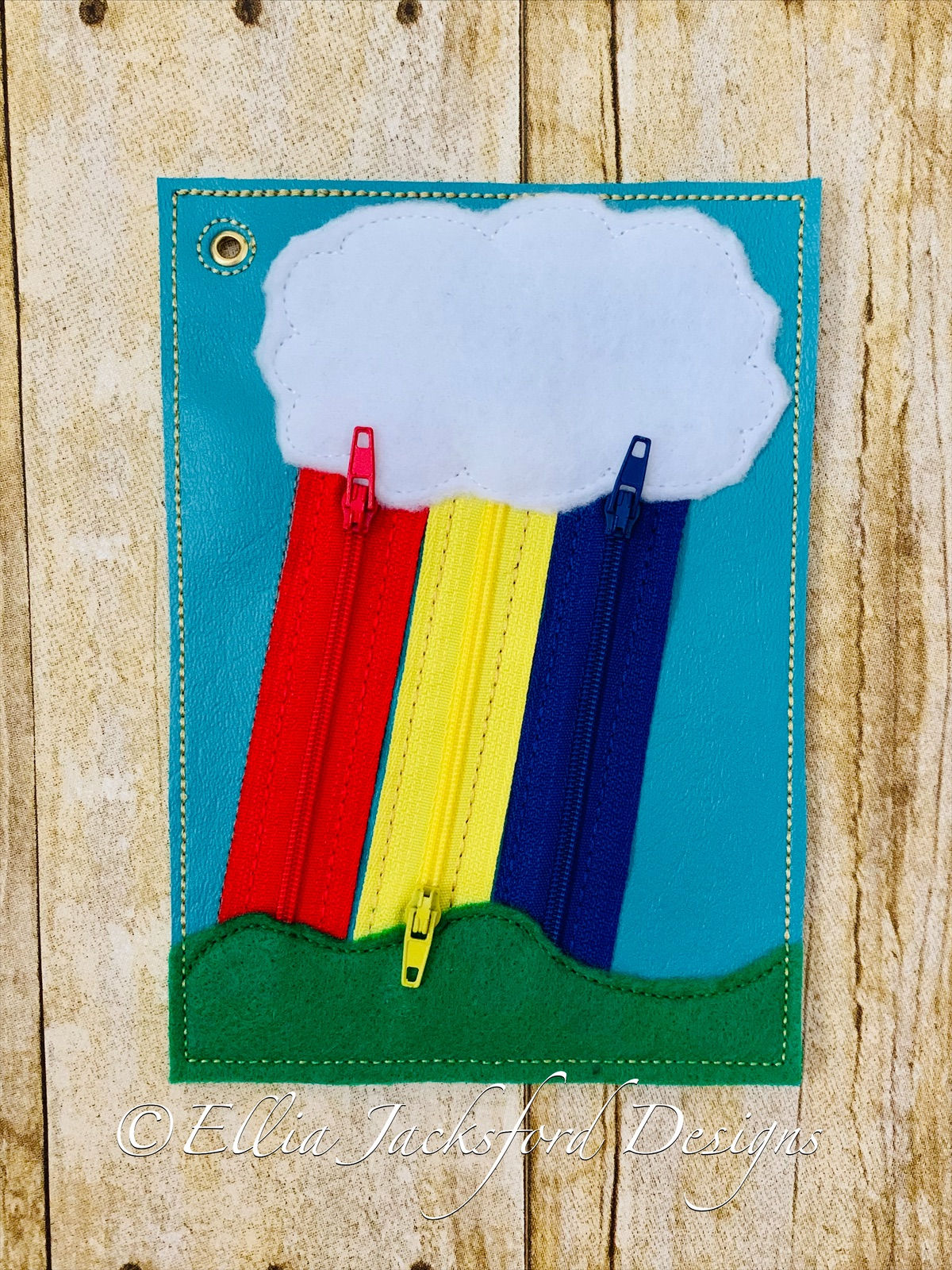 Zipper Quiet Page Embroidery Design