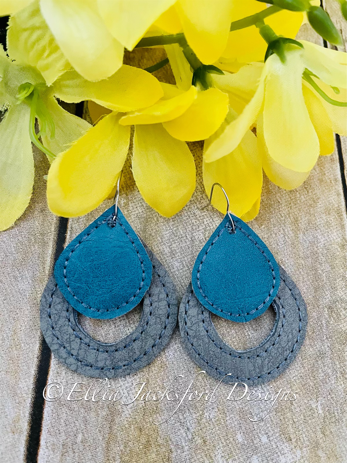 ITH Stacked Teardrop Earrings Embroidery Design