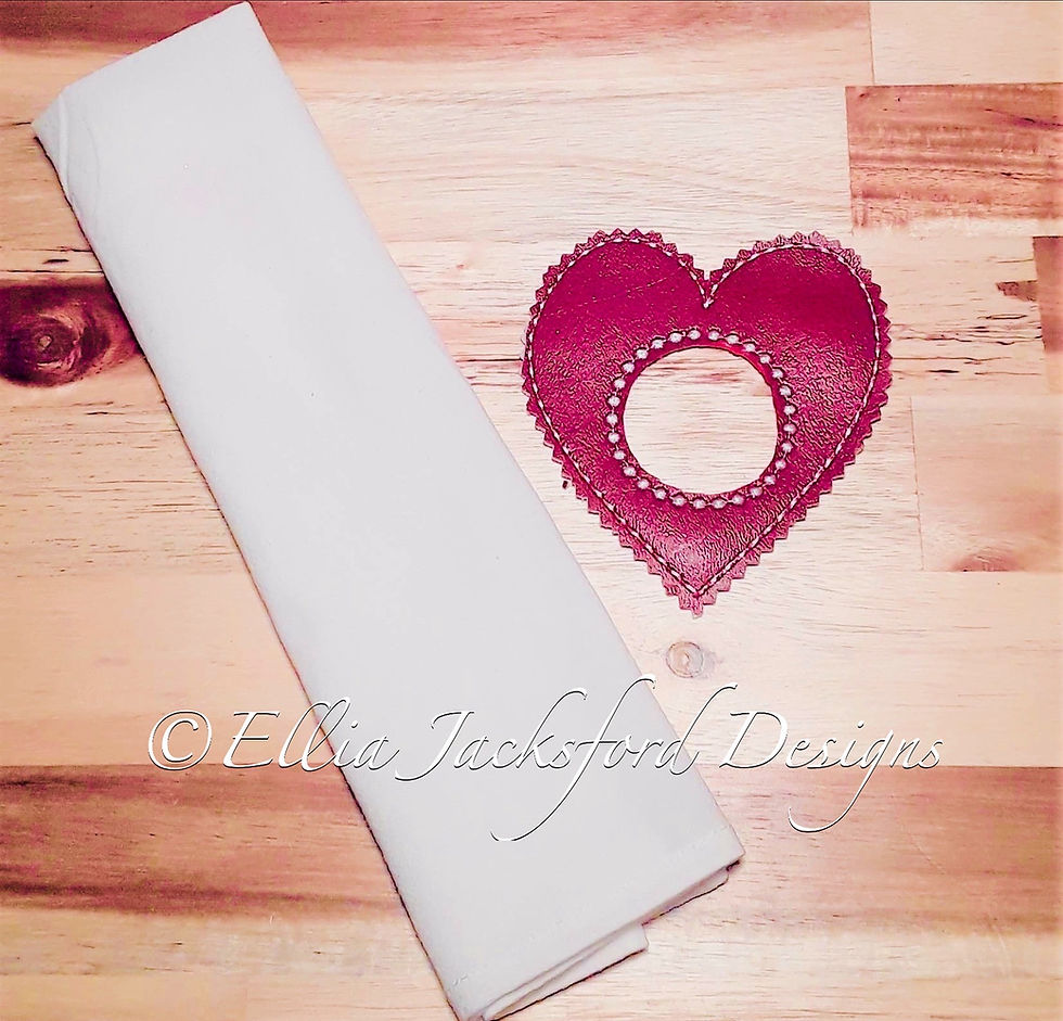 ITH Heart Napkin Ring Embroidery Design