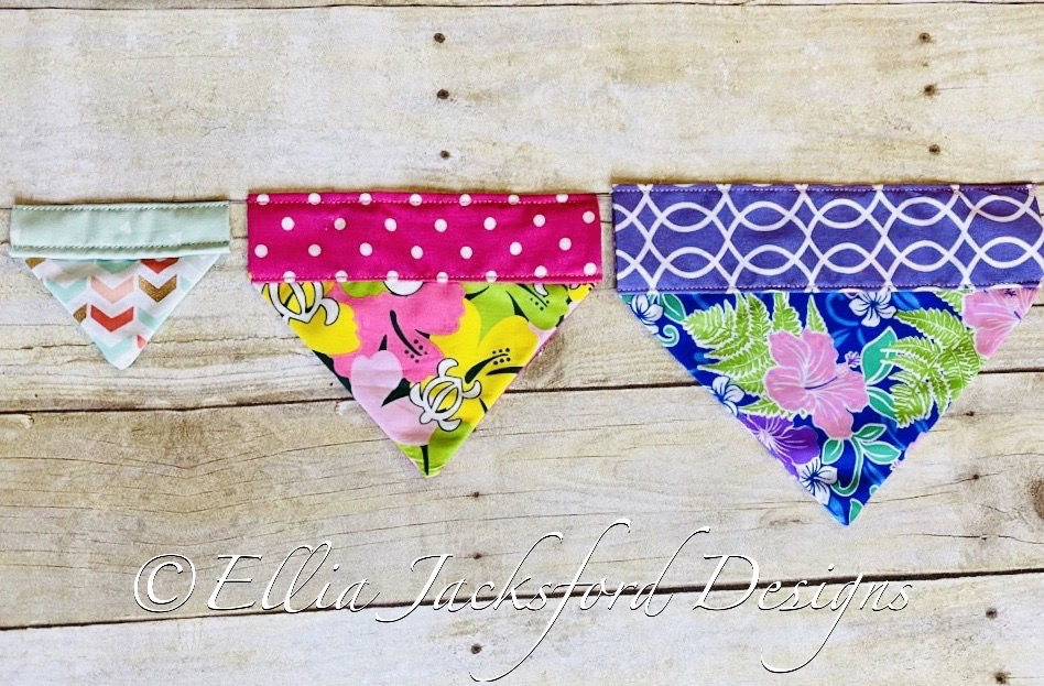 Thumbnail: ITH NO SEW Dog Bandana Embroidery File